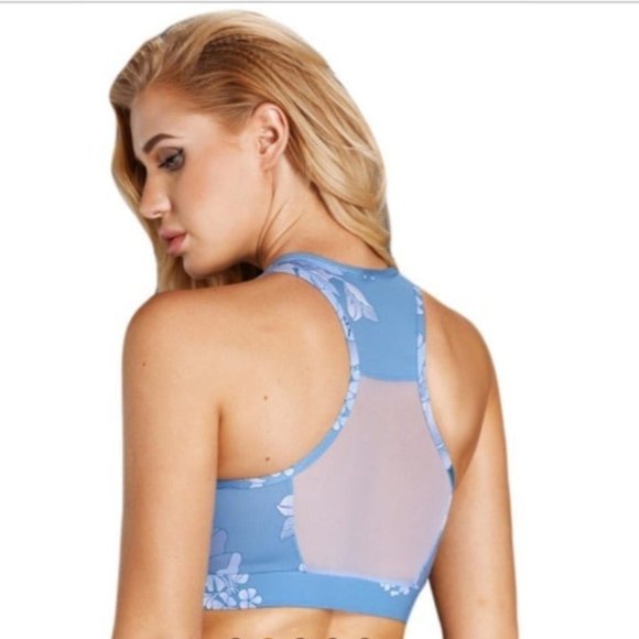 SOLD OUT ☀️Jillian Cinch Push-up Sports Bra☀️ - Picture 2 of 9